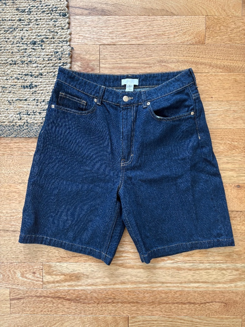 H and M 100% cotton dark wash denim bermuda shorts